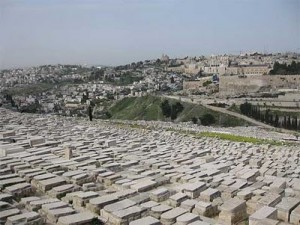 בית-הקברות-היהודי-בהר-הזיתי