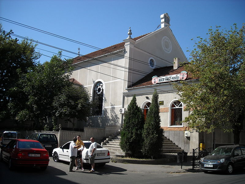 800px-Deva_zsinagoga